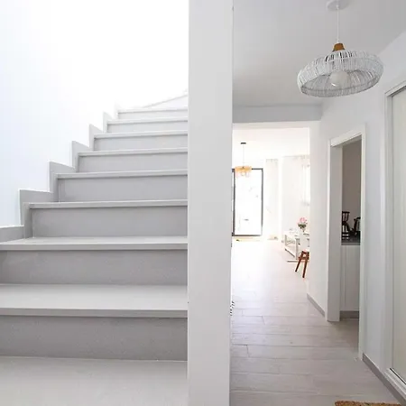 Lejlighed Duplex With Ocean Views, Pool, And 100m Away *